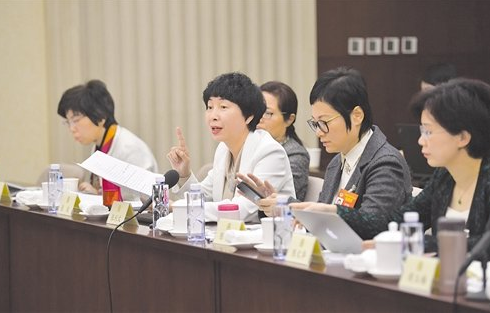 代表委員熱議鞏固擴(kuò)大大氣污染治理成果:不松勁,堅(jiān)決打贏藍(lán)天保衛(wèi)戰(zhàn) 代表委員熱議鞏固擴(kuò)大大氣污染治理成果:不松勁,堅(jiān)決打贏藍(lán)天保衛(wèi)戰(zhàn)